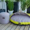 snuggle-dreamer-outdoor-hundehoehle_kokolores-lime-grey-hocker-siton-grey