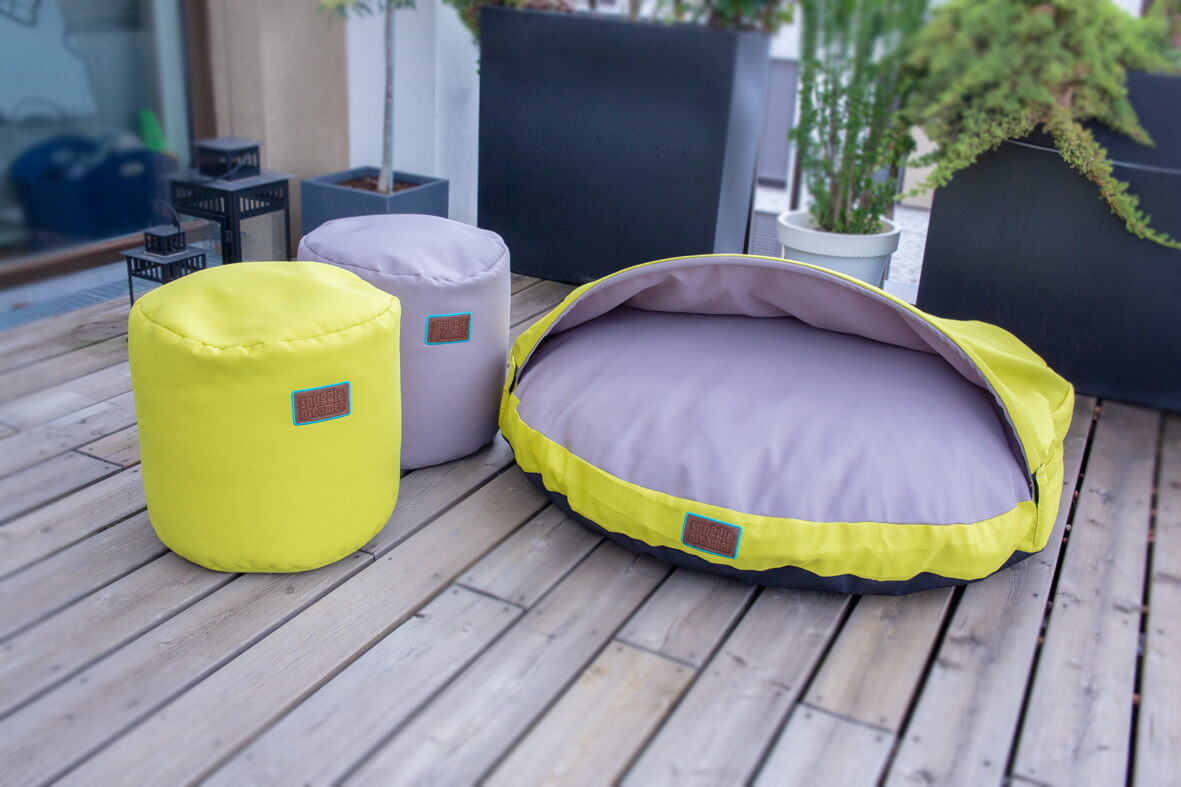 snuggle-dreamer-outdoor-hundehoehle_kokolores-lime-grey-hocker-siton-grey-lime