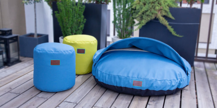 snuggle-dreamer-outdoor-hundehoehle_picknicker-blau-hocker-Siton